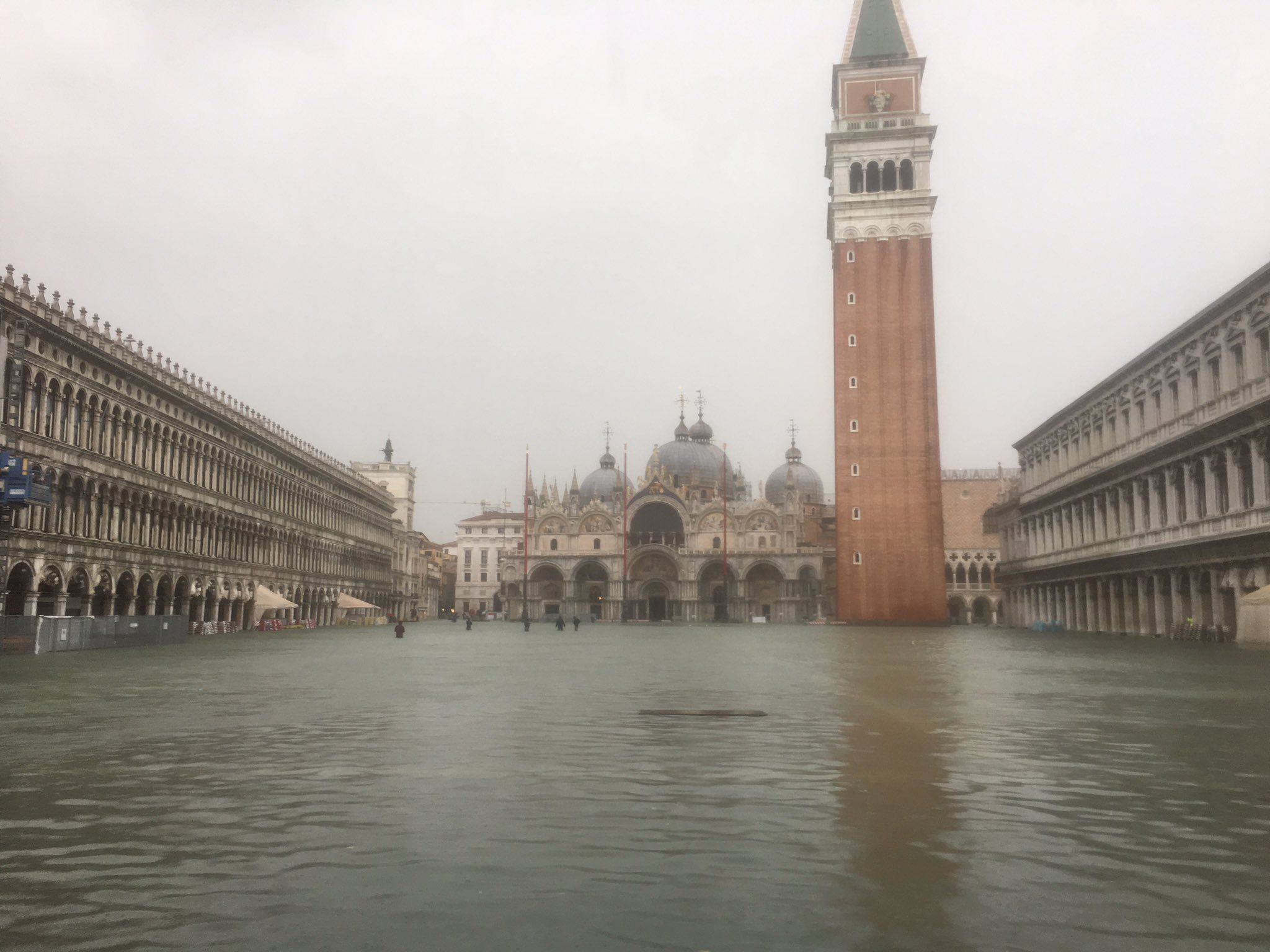 Eccezionale acqua alta a Venezia