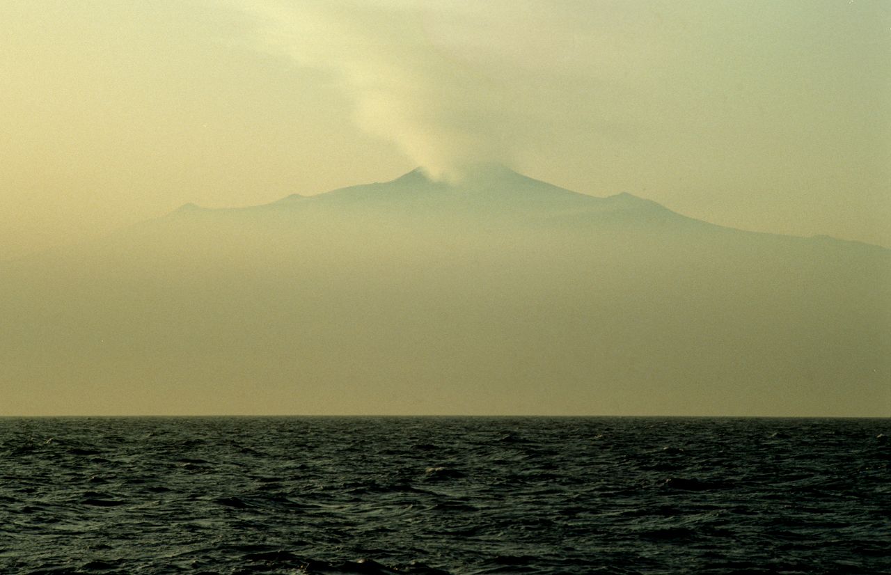 (101)1993 Etna _(1280_x_1024).jpg